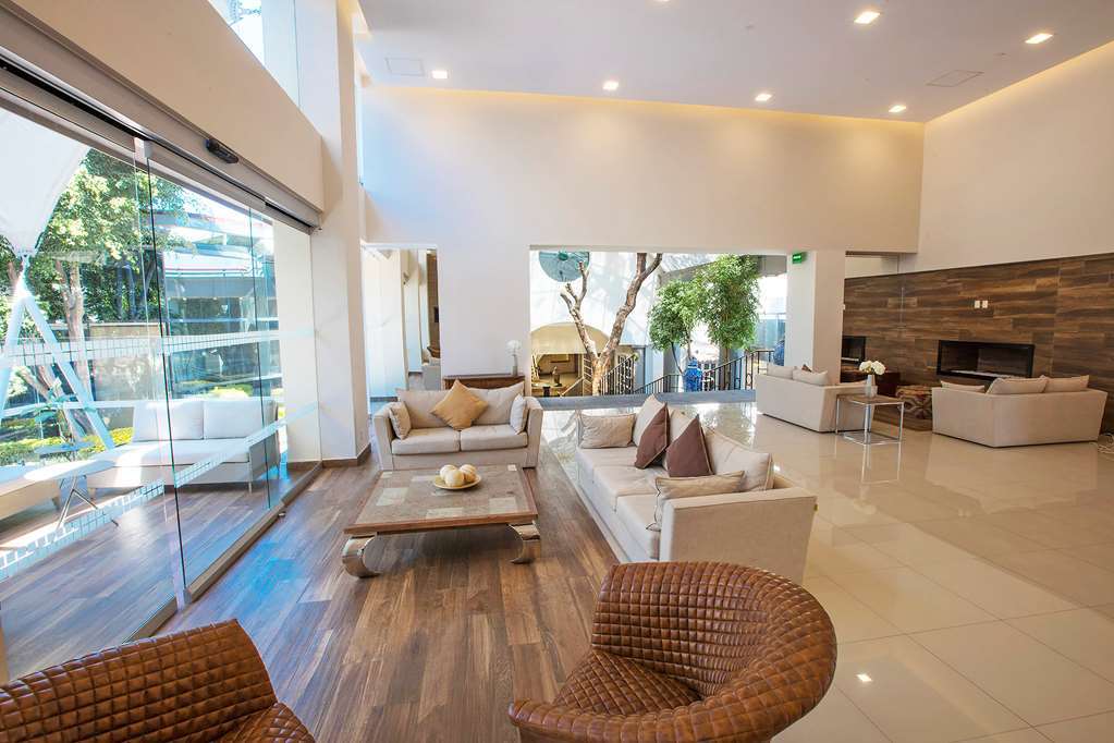 Krystal Urban Guadalajara Ξενοδοχείο Εσωτερικό φωτογραφία